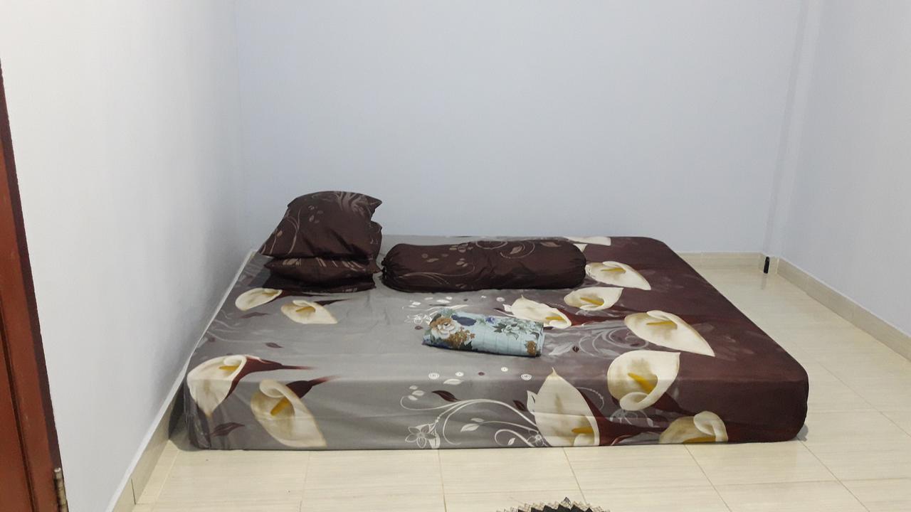 Penginapan Asidik Бира Екстериор снимка
